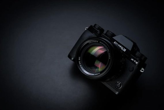 Fuji x-t2 best mirrorless camera